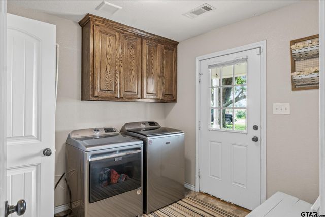 800 VZ County Road 2135, Canton, TX 75103