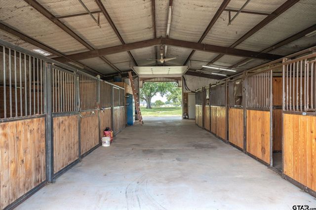 800 VZ County Road 2135, Canton, TX 75103