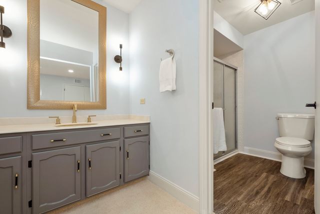 7920 W Lakeview Court 2B, Palos Heights, IL 60463