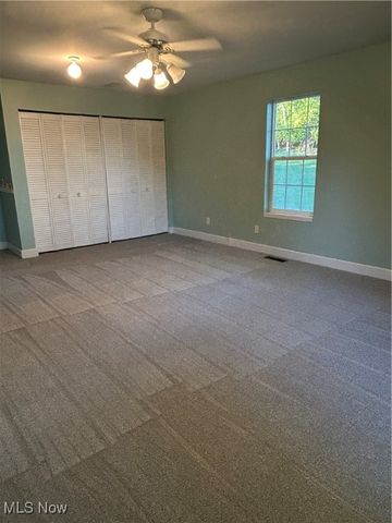 2465 Clay Pike, Zanesville, OH 43701