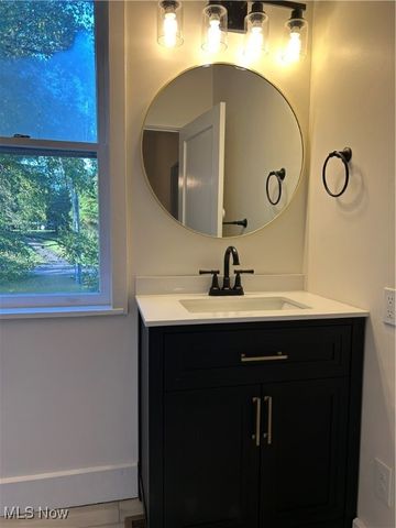 2465 Clay Pike, Zanesville, OH 43701