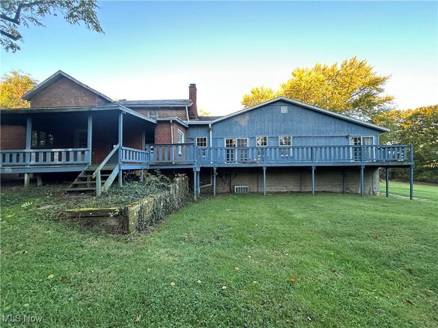 2465 Clay Pike, Zanesville, OH 43701