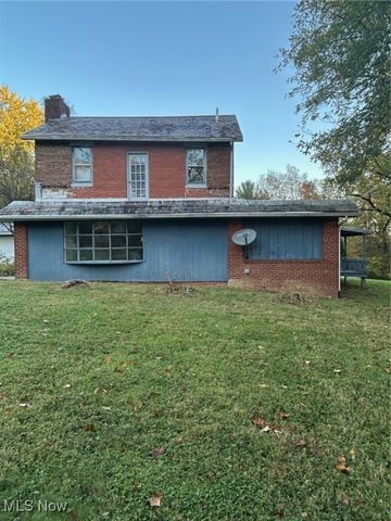 2465 Clay Pike, Zanesville, OH 43701