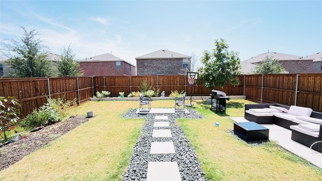 217 Adelina Drive, Little Elm, TX 75068