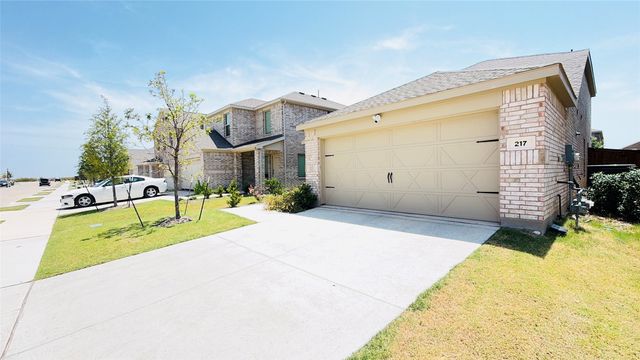217 Adelina Drive, Little Elm, TX 75068