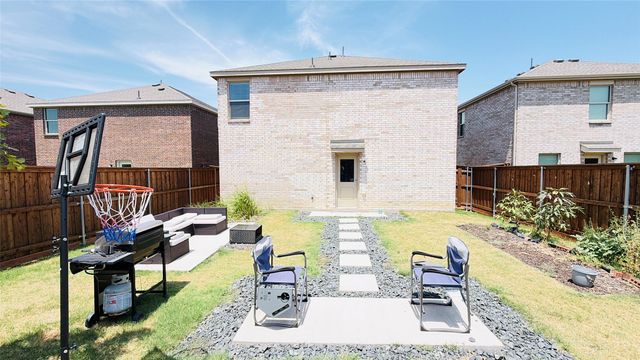 217 Adelina Drive, Little Elm, TX 75068