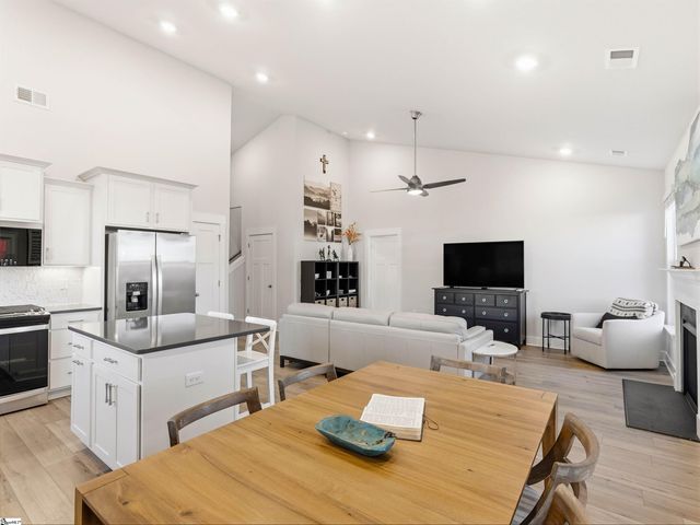 14011 Satinwood Way, Inman, SC 29349