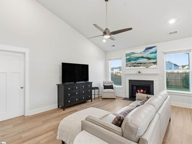 14011 Satinwood Way, Inman, SC 29349