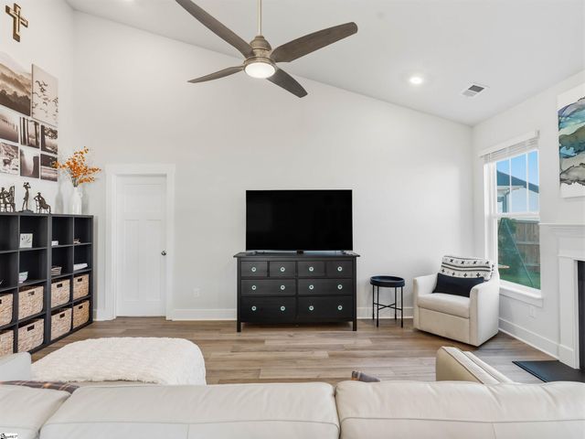 14011 Satinwood Way, Inman, SC 29349