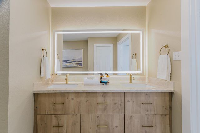 9513 LINKMEADOW DR, Austin, TX 78748