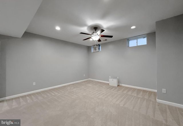 23380 VERBENA LN, California, MD 20619