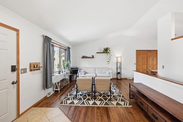 7402 W Valley Ridge Drive, Madison, WI 53719