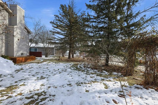 7402 W Valley Ridge Drive, Madison, WI 53719