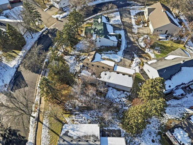 7402 W Valley Ridge Drive, Madison, WI 53719