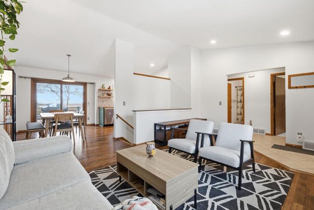 7402 W Valley Ridge Drive, Madison, WI 53719