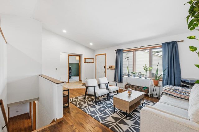 7402 W Valley Ridge Drive, Madison, WI 53719