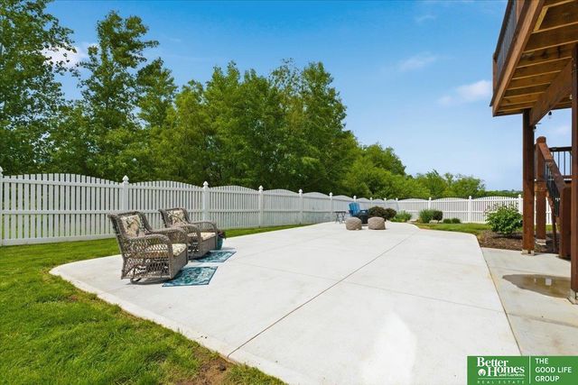 10360 S 103 Street, Papillion, NE 68046