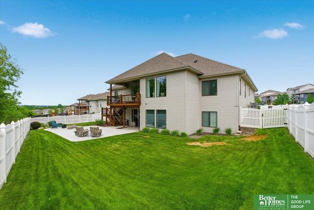 10360 S 103 Street, Papillion, NE 68046