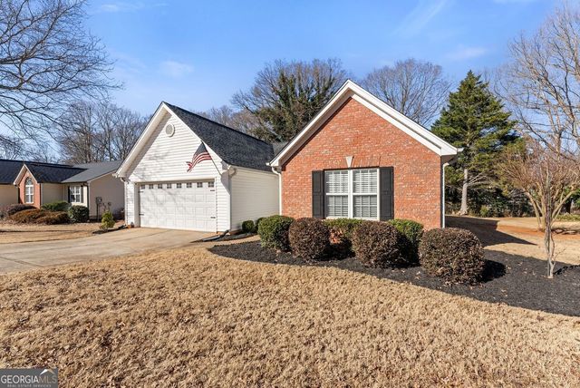 5740 Rolling Meadow Lane, Flowery Branch, GA 30542
