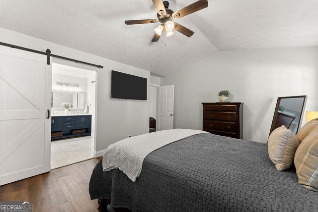 5740 Rolling Meadow Lane, Flowery Branch, GA 30542