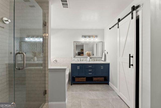 5740 Rolling Meadow Lane, Flowery Branch, GA 30542