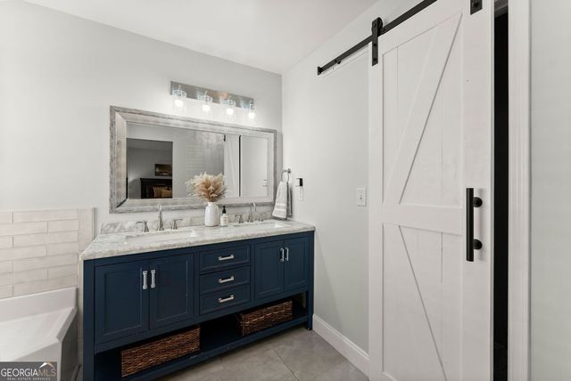 5740 Rolling Meadow Lane, Flowery Branch, GA 30542