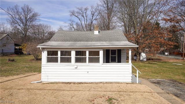 2323 Mingo Trail, Akron, OH 44312