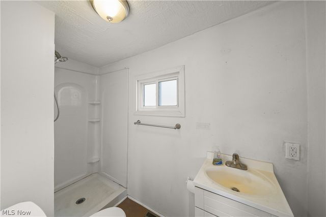 2323 Mingo Trail, Akron, OH 44312