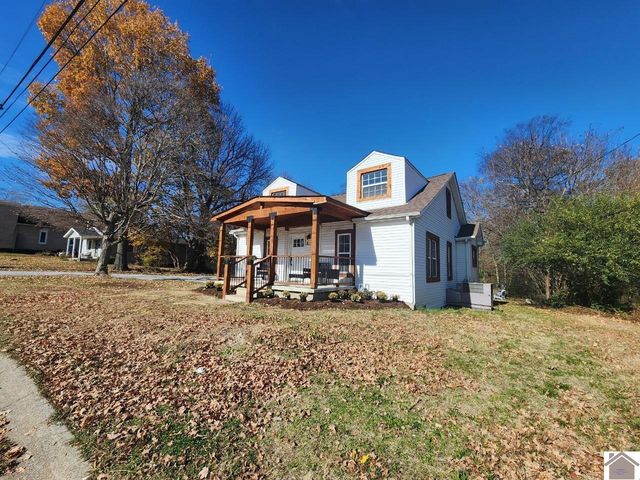 114 Spruce St, Murray, KY 42071