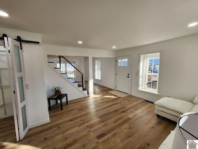 114 Spruce St, Murray, KY 42071