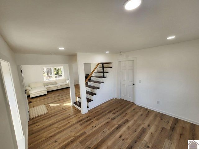 114 Spruce St, Murray, KY 42071