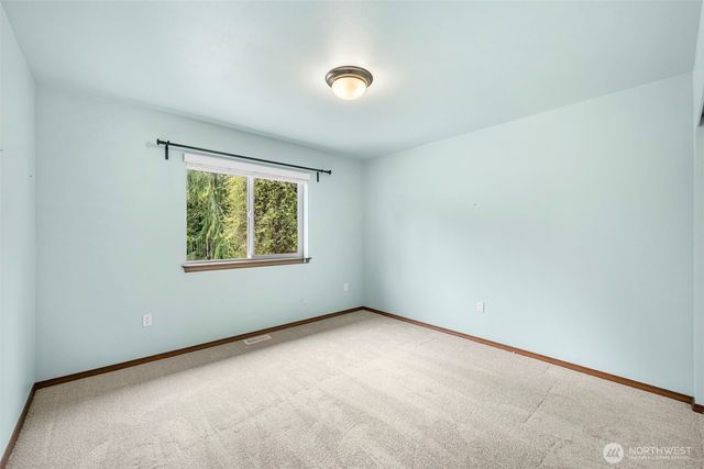 30 E Cardinal Court, Allyn, WA 98524