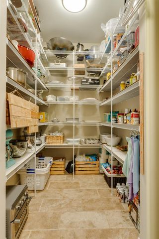 10505 N Skyline Dr, Spokane, WA 99208