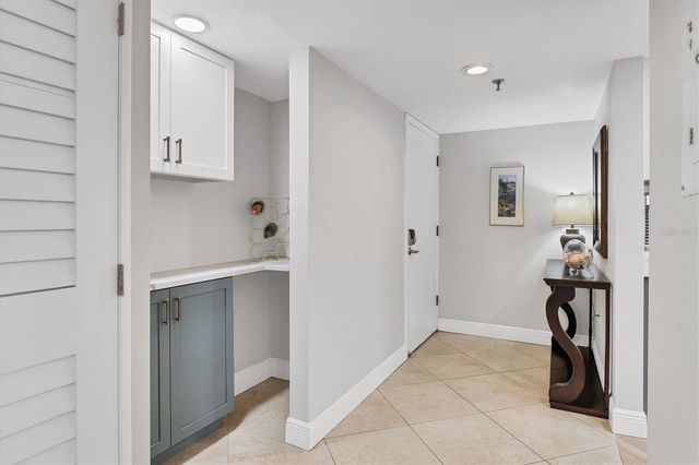 1001 BENJAMIN FRANKLIN DRIVE 201, Sarasota, FL 34236