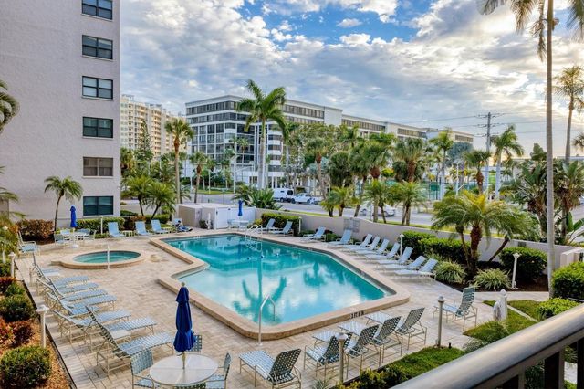1001 BENJAMIN FRANKLIN DRIVE 201, Sarasota, FL 34236