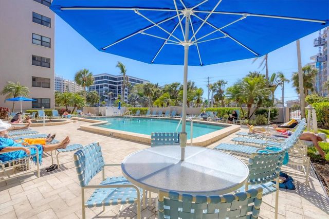1001 BENJAMIN FRANKLIN DRIVE 201, Sarasota, FL 34236