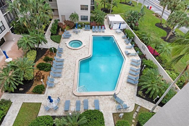 1001 BENJAMIN FRANKLIN DRIVE 201, Sarasota, FL 34236