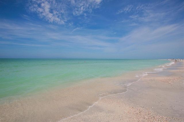 1001 BENJAMIN FRANKLIN DRIVE 201, Sarasota, FL 34236