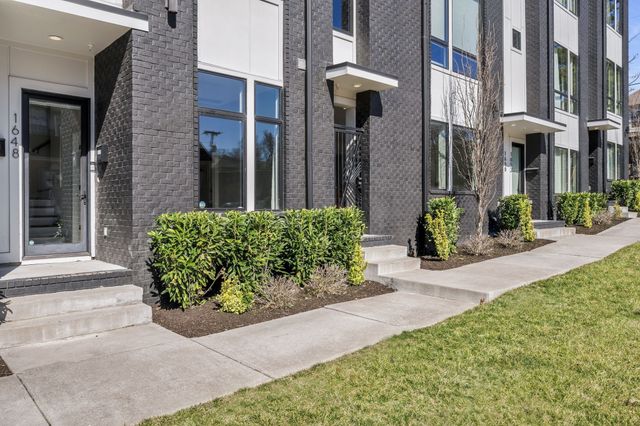 1648 19th Ave, S, Nashville, TN 37212