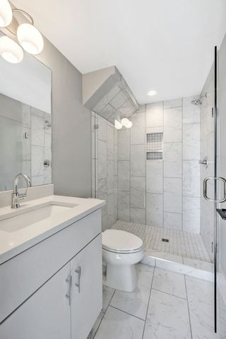 1648 19th Ave, S, Nashville, TN 37212