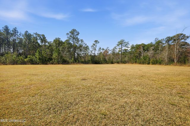 9302 Seaman Road, Vancleave, MS 39565