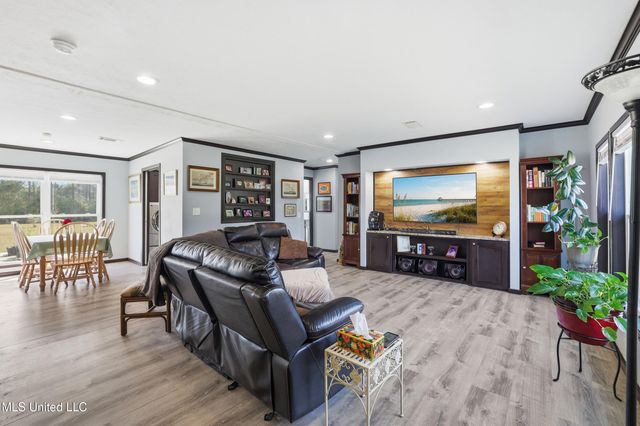 9302 Seaman Road, Vancleave, MS 39565