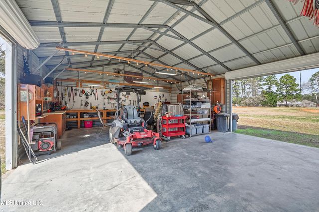 9302 Seaman Road, Vancleave, MS 39565