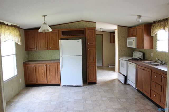 212 County Road 108, Sylvania, AL 35988