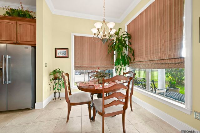 6191 Breeze Point Dr, Gonzales, LA 70737