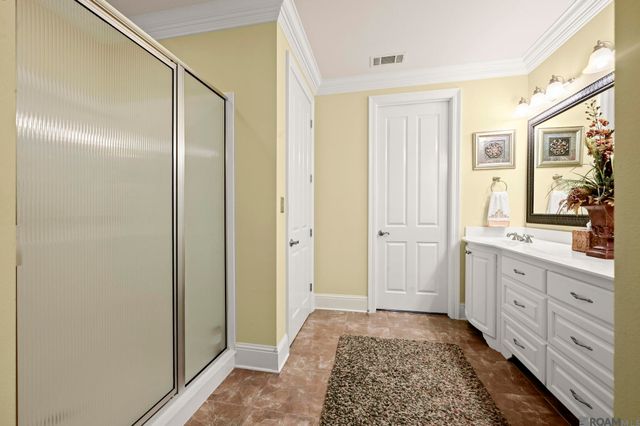 6191 Breeze Point Dr, Gonzales, LA 70737