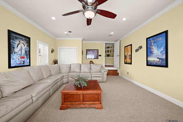 6191 Breeze Point Dr, Gonzales, LA 70737