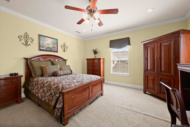 6191 Breeze Point Dr, Gonzales, LA 70737