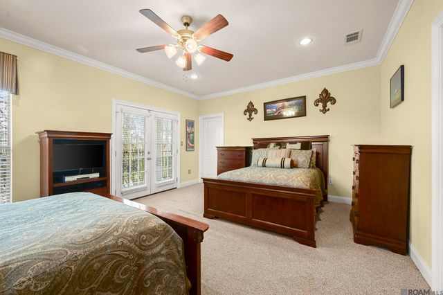 6191 Breeze Point Dr, Gonzales, LA 70737