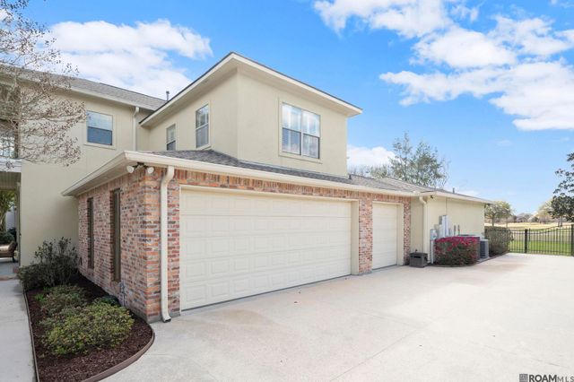 6191 Breeze Point Dr, Gonzales, LA 70737